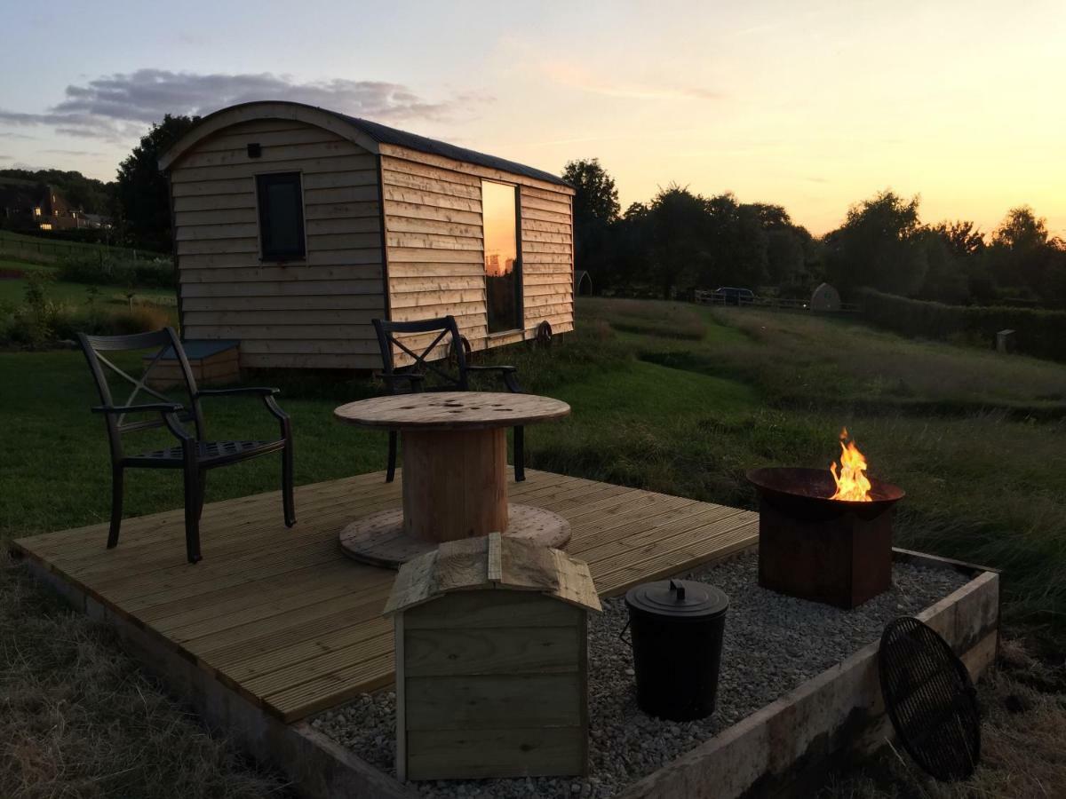 Slades Farm Glamping Villa Уестбъри Екстериор снимка